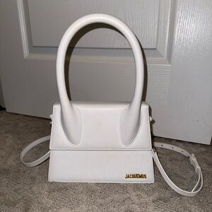 Jacquemus "Le Grand Chiquito" top handle bag in white calf leather